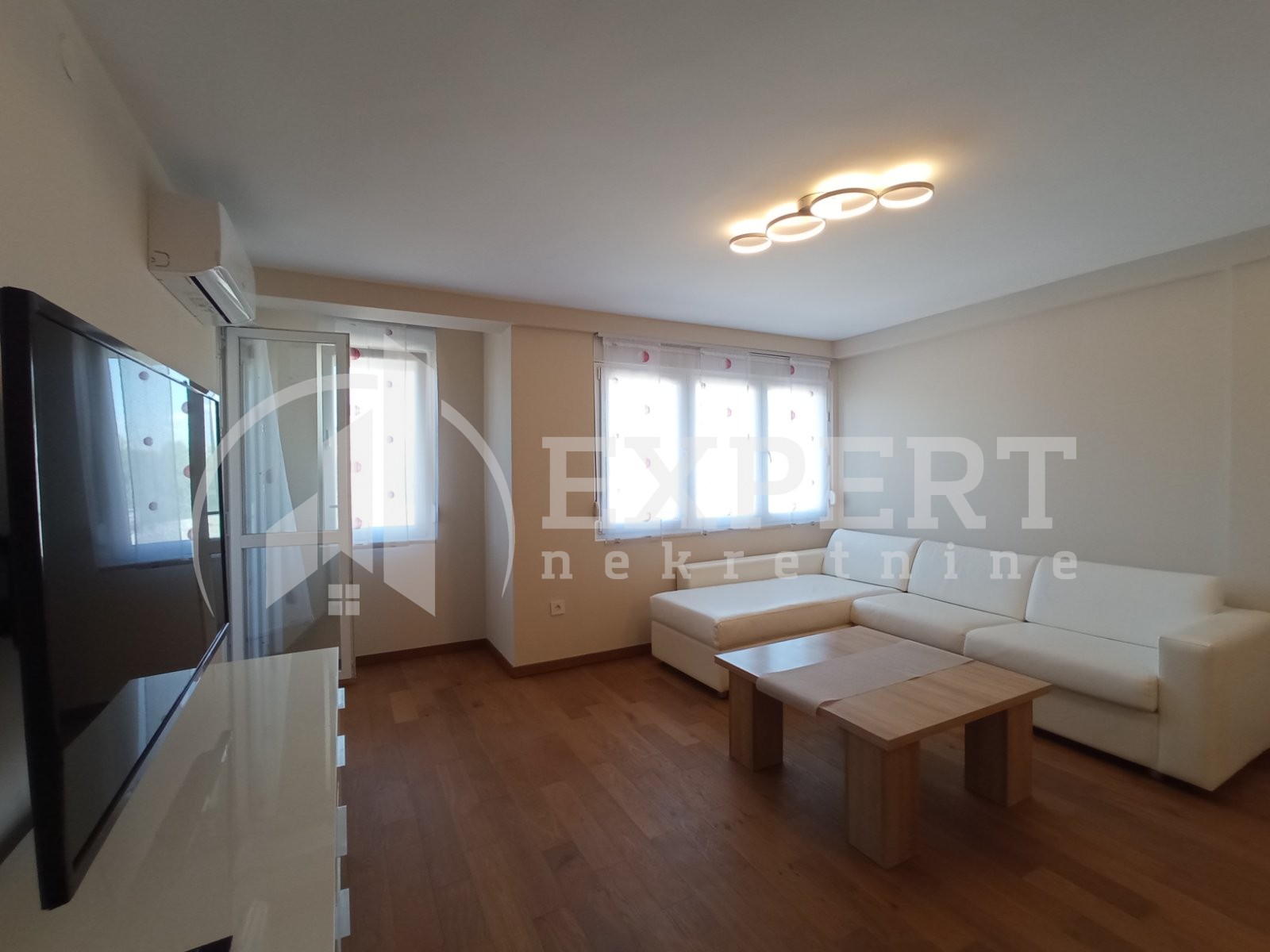 Trosoban stan, 86 m2, Čair, Tome Rosandića ID: i-014019 1