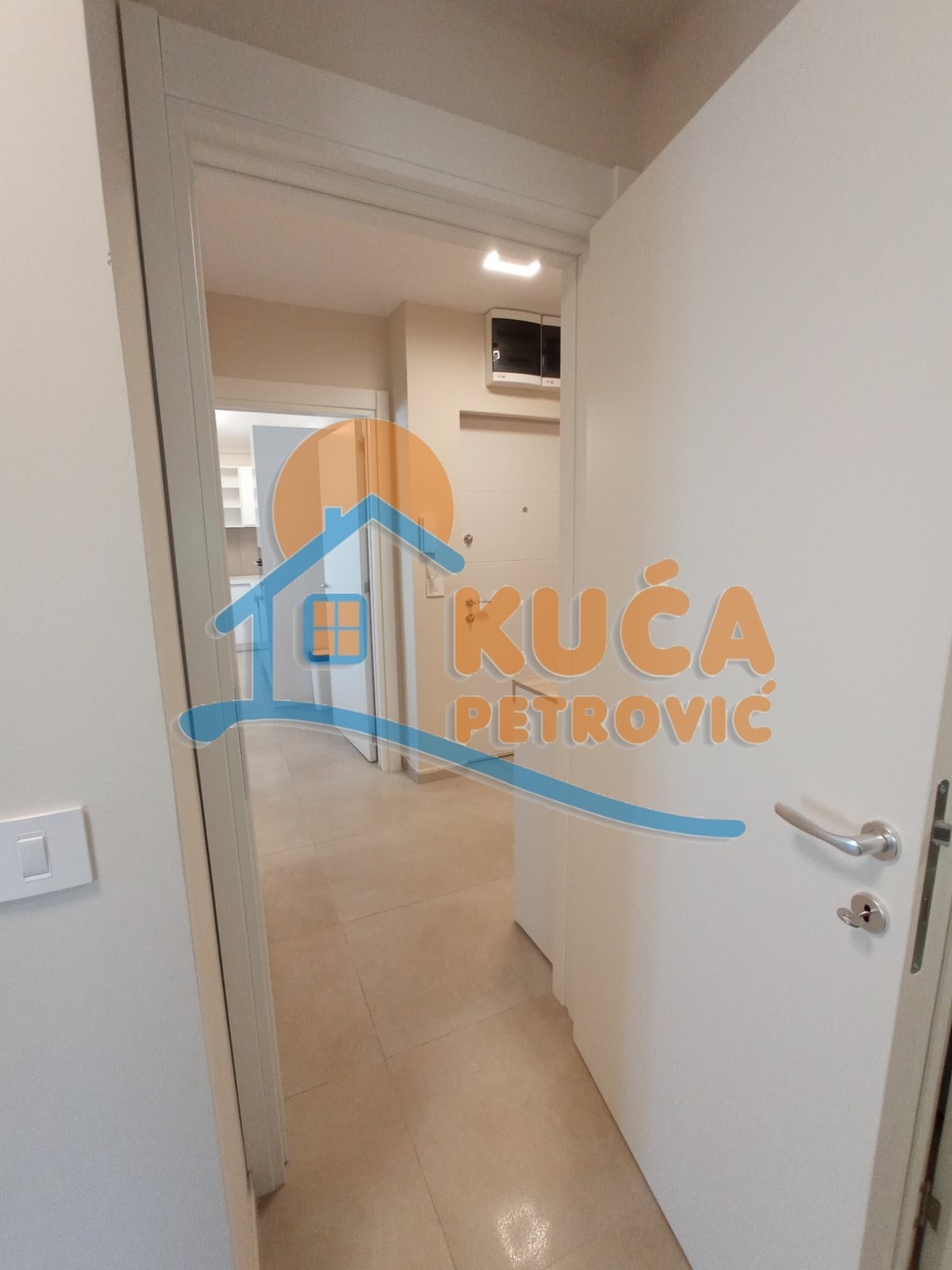 Trosoban stan, 86 m2, Čair, Tome Rosandića ID: i-014019 25