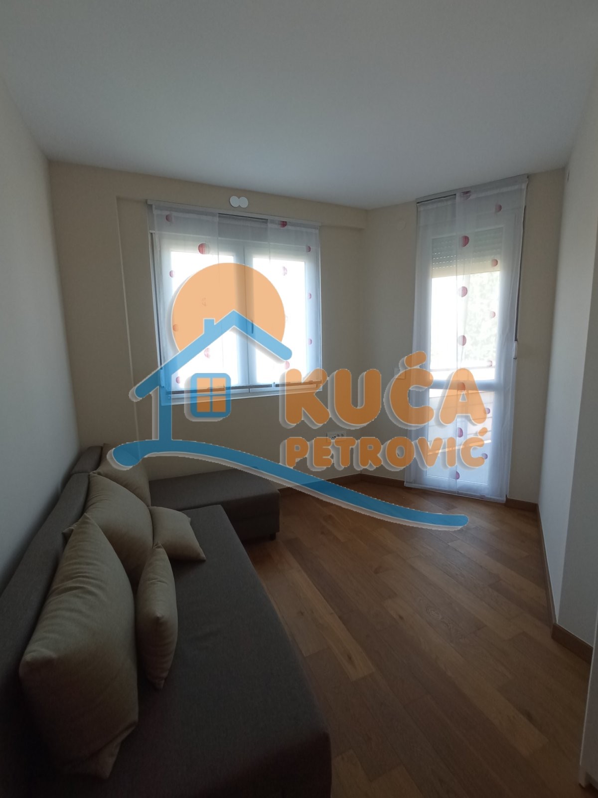 Trosoban stan, 86 m2, Čair, Tome Rosandića ID: i-014019 13