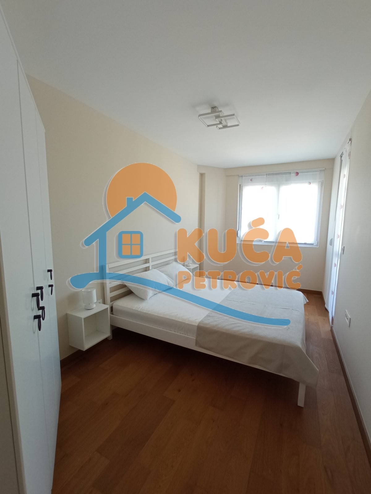 Trosoban stan, 86 m2, Čair, Tome Rosandića ID: i-014019 8