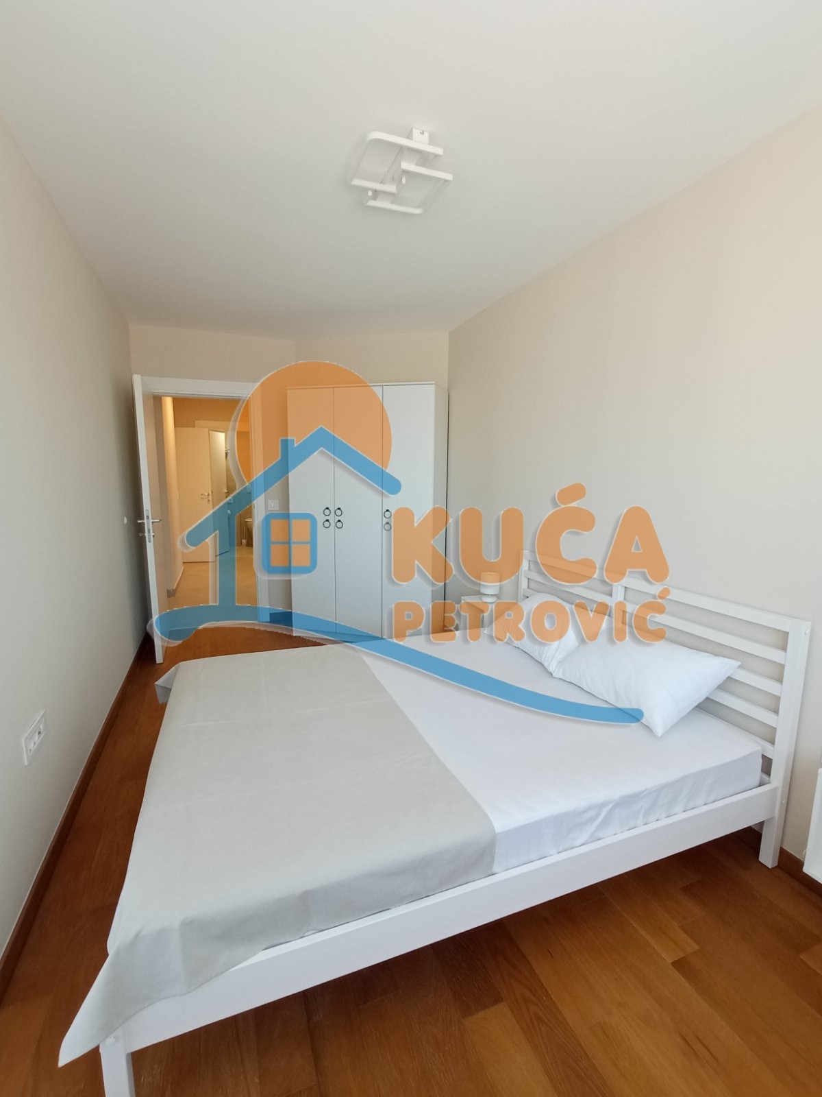 Trosoban stan, 86 m2, Čair, Tome Rosandića ID: i-014019 9