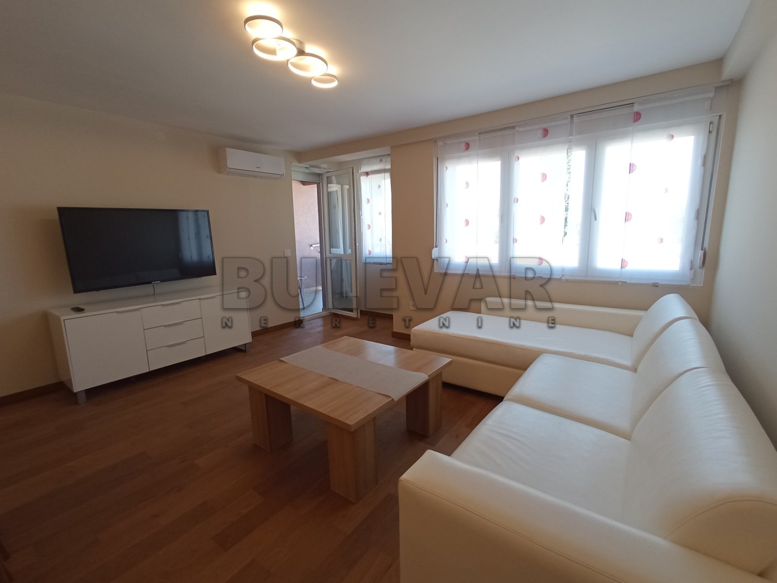 Trosoban stan, 86 m2, Čair, Tome Rosandića ID: i-014019 3