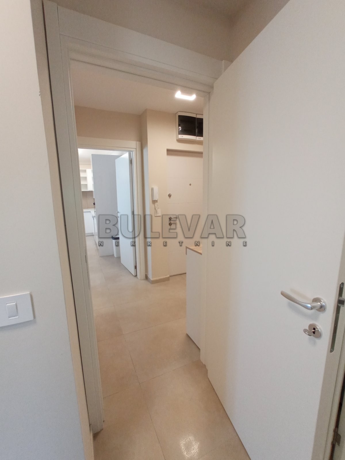 Trosoban stan, 86 m2, Čair, Tome Rosandića ID: i-014019 25