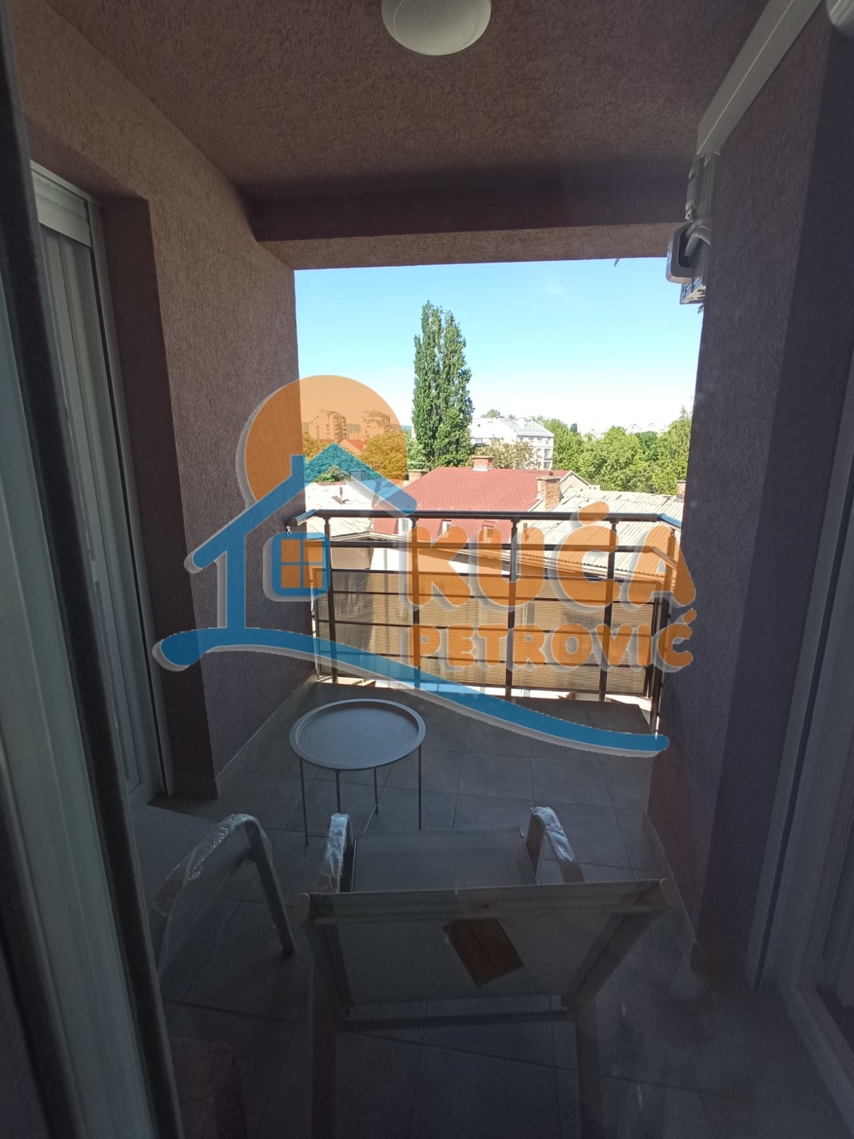 Trosoban stan, 86 m2, Čair, Tome Rosandića ID: i-014019 19