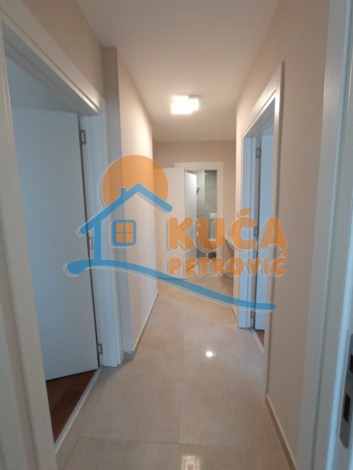 Trosoban stan, 86 m2, Čair, Tome Rosandića ID: i-014019 24