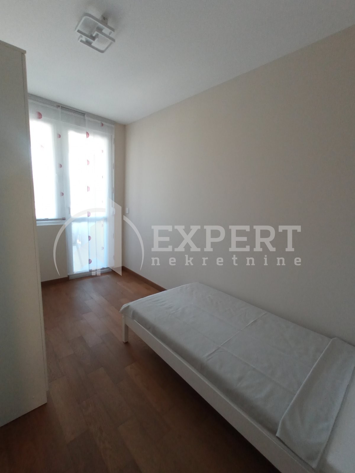 Trosoban stan, 86 m2, Čair, Tome Rosandića ID: i-014019 11