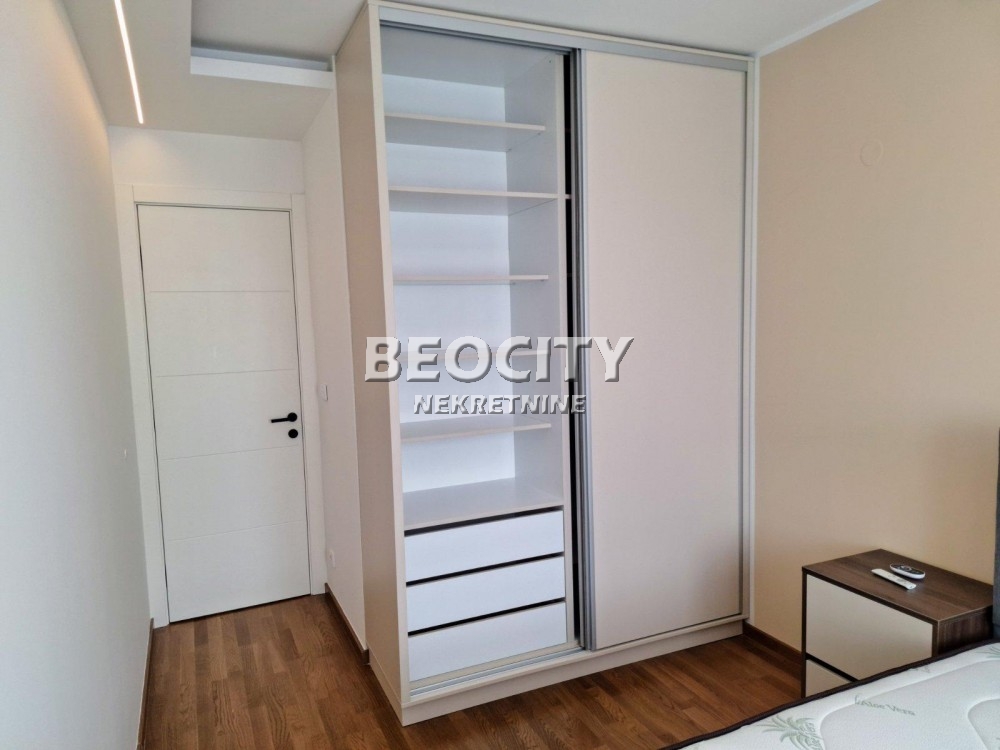 Dvosoban stan, 50 m2, Somborski bulevar, Neimarova ID: 118494 11