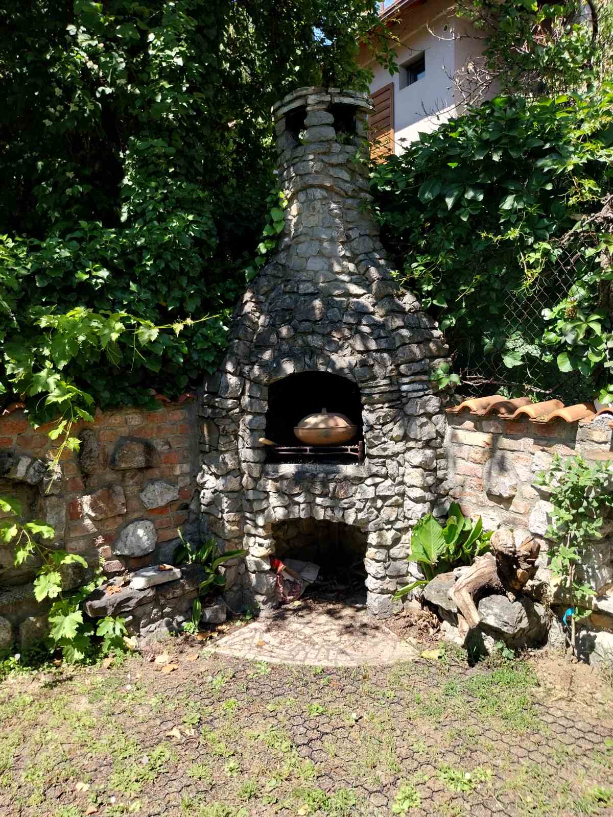 Luksuzan sedmosoban dupleks sa vrtom   Neimar  Beograd 17