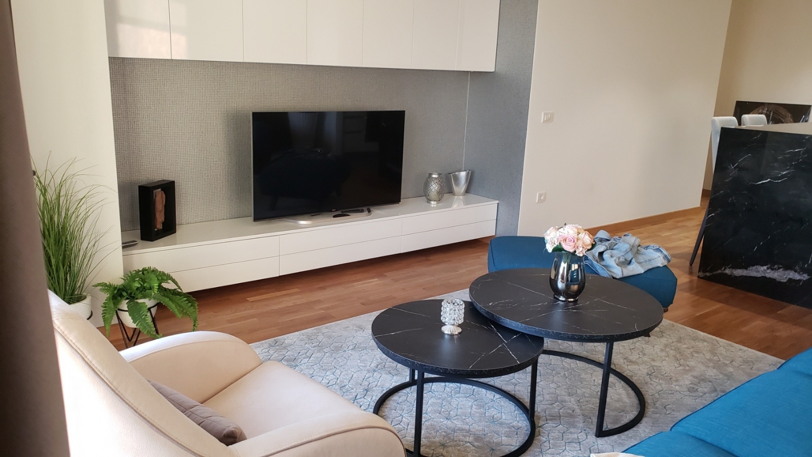 Izdavanje stanova Beograd na vodi Trosoban stan  garaza 3