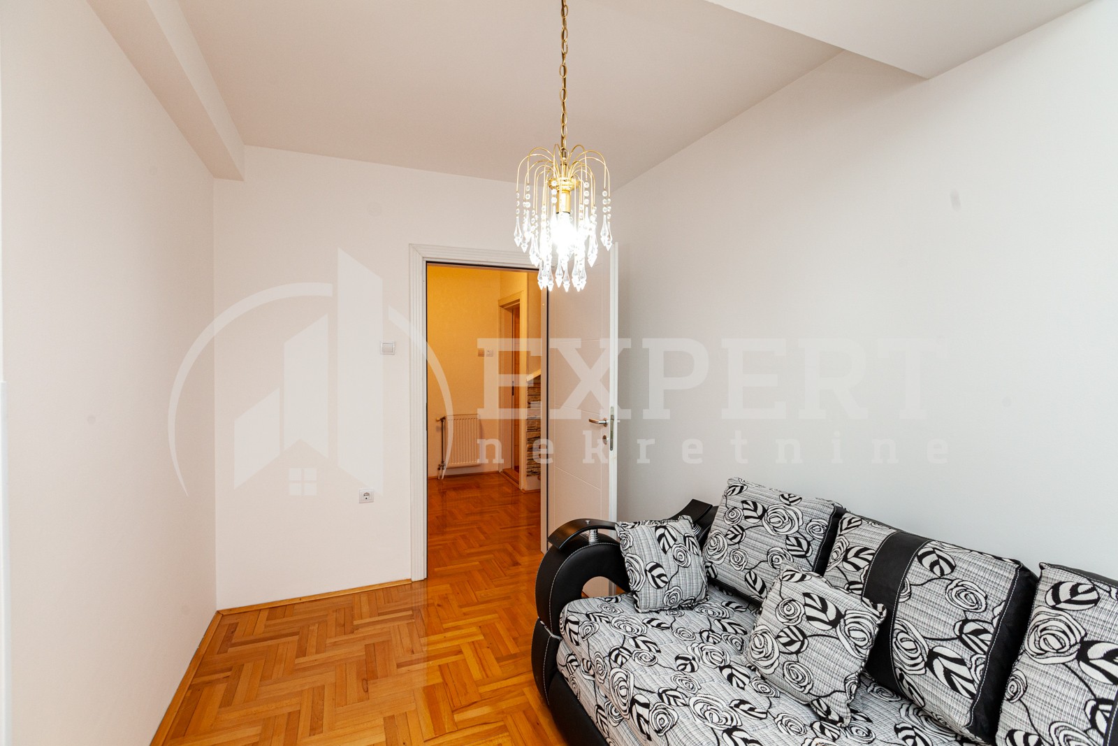 četvorosoban stan, 151 m2, Park Svetog Save, Vizantijski bulevar ID: p-04806 14