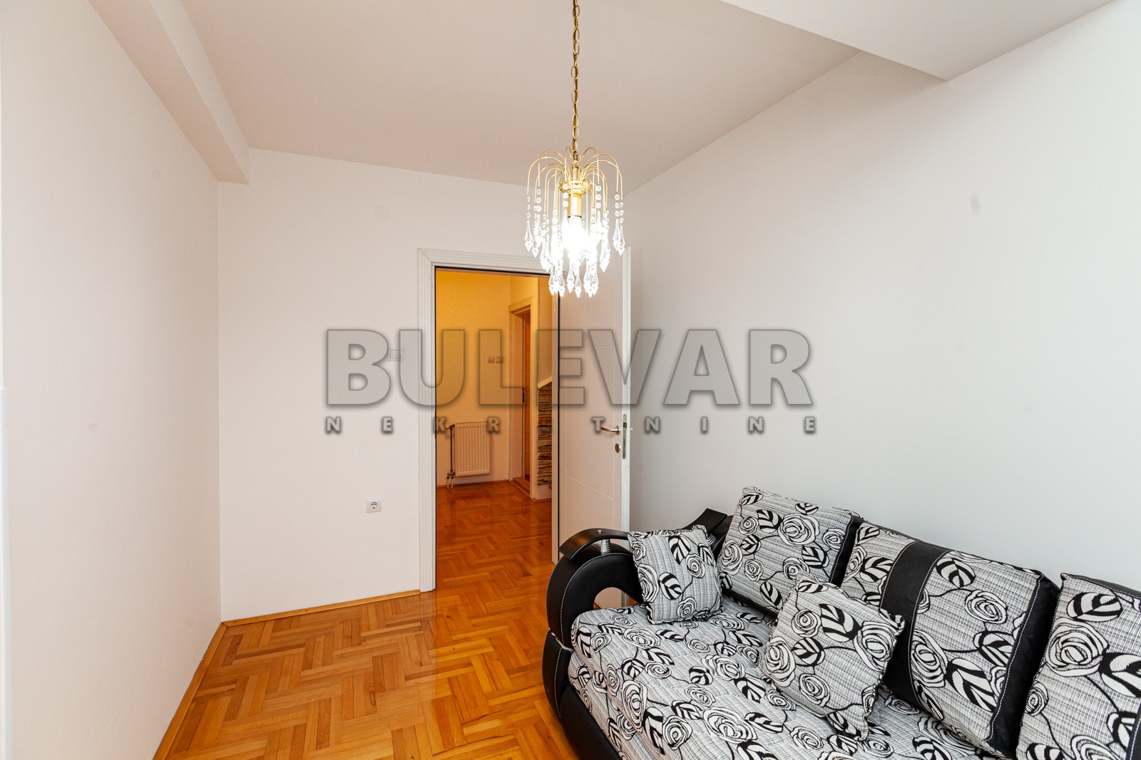 četvorosoban stan, 151 m2, Park Svetog Save, Vizantijski bulevar ID: p-04806 14