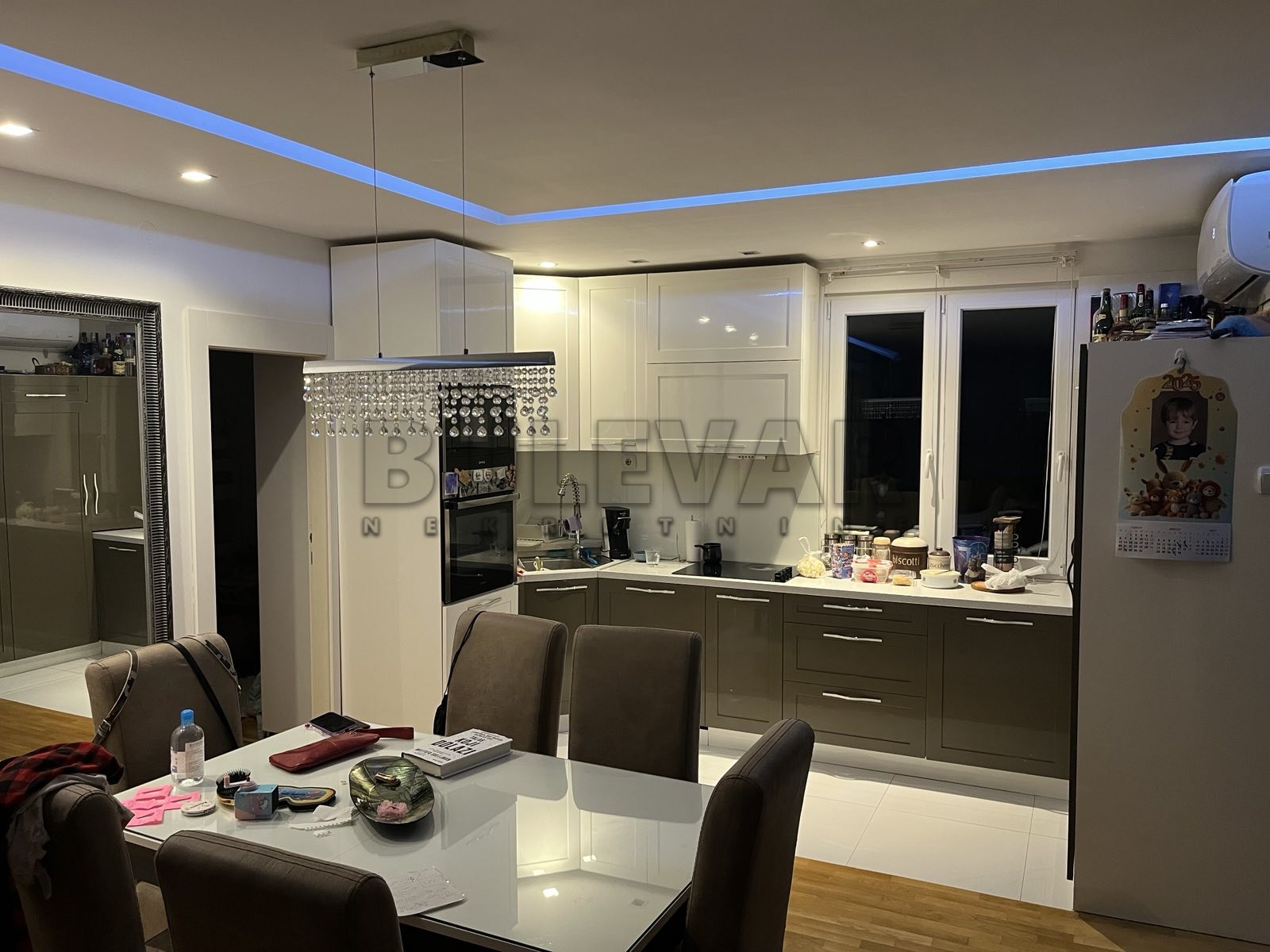 Trosoban stan, 83 m2, Centar, Generala Milojka Lešjanina ID: p-014048 22