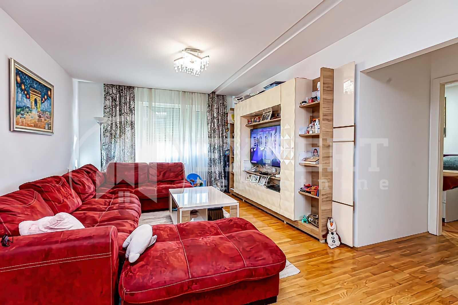 Trosoban stan, 83 m2, Centar, Generala Milojka Lešjanina ID: p-014048 1