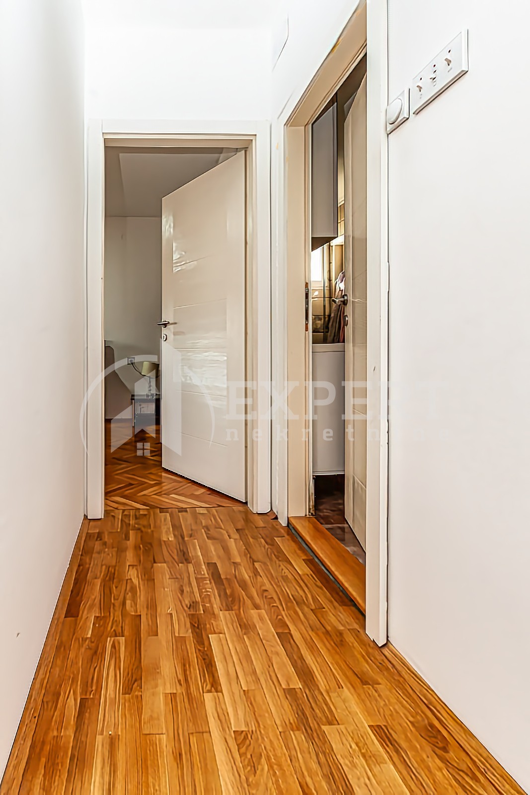 Trosoban stan, 83 m2, Centar, Generala Milojka Lešjanina ID: p-014048 13