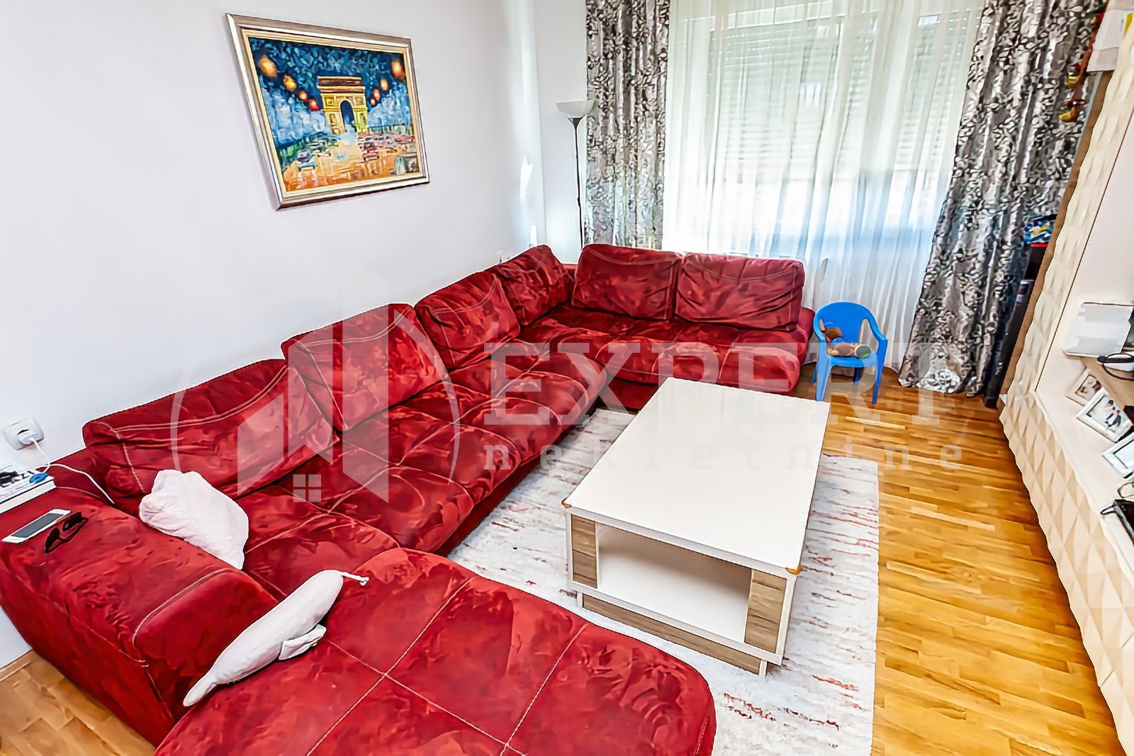 Trosoban stan, 83 m2, Centar, Generala Milojka Lešjanina ID: p-014048 2