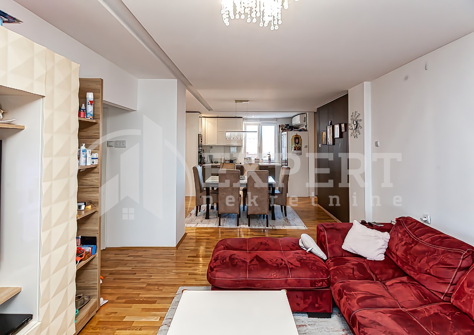 Trosoban stan, 83 m2, Centar, Generala Milojka Lešjanina ID: p-014048 3