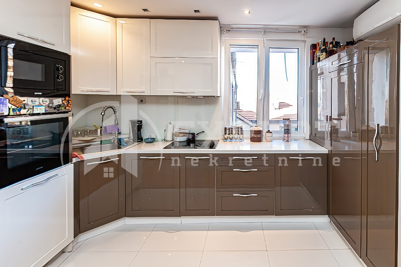 Trosoban stan, 83 m2, Centar, Generala Milojka Lešjanina ID: p-014048 5