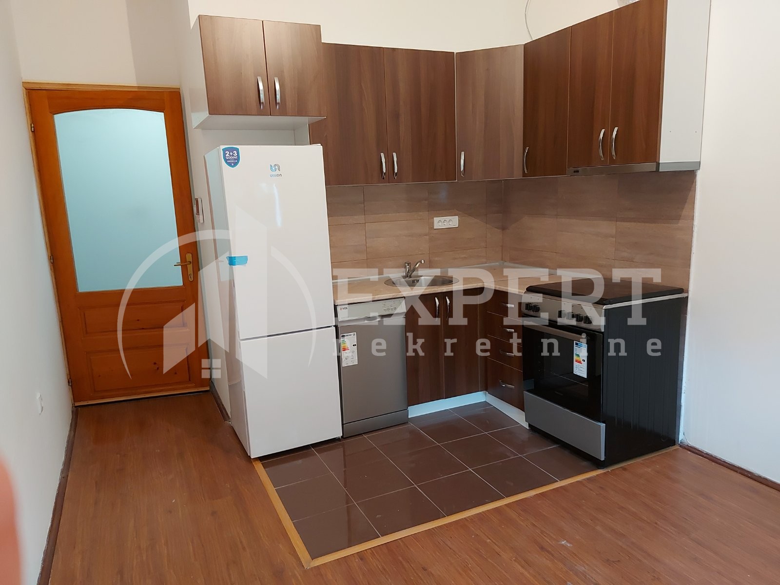 četvorosoban stan, 104 m2, Brzi Brod, Brzi Brod ID: i-014053 8