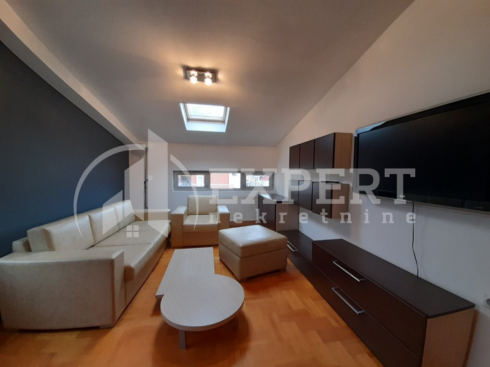 Jednosoban stan, 44 m2, Medijana, Trg kralja Aleksandra Ujedinitelja ID: i-012399 3