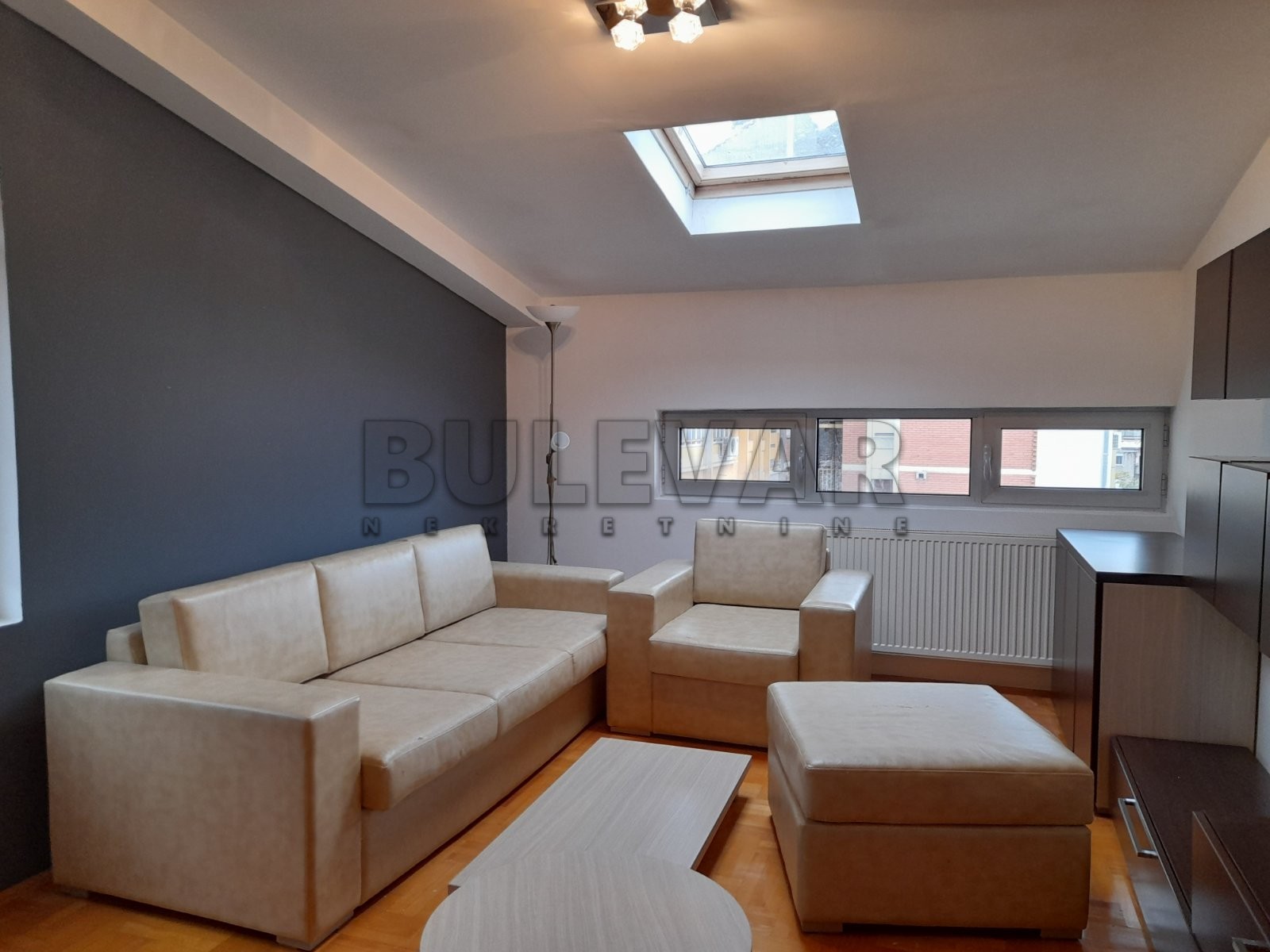 Jednosoban stan, 44 m2, Medijana, Trg kralja Aleksandra Ujedinitelja ID: i-012399 1