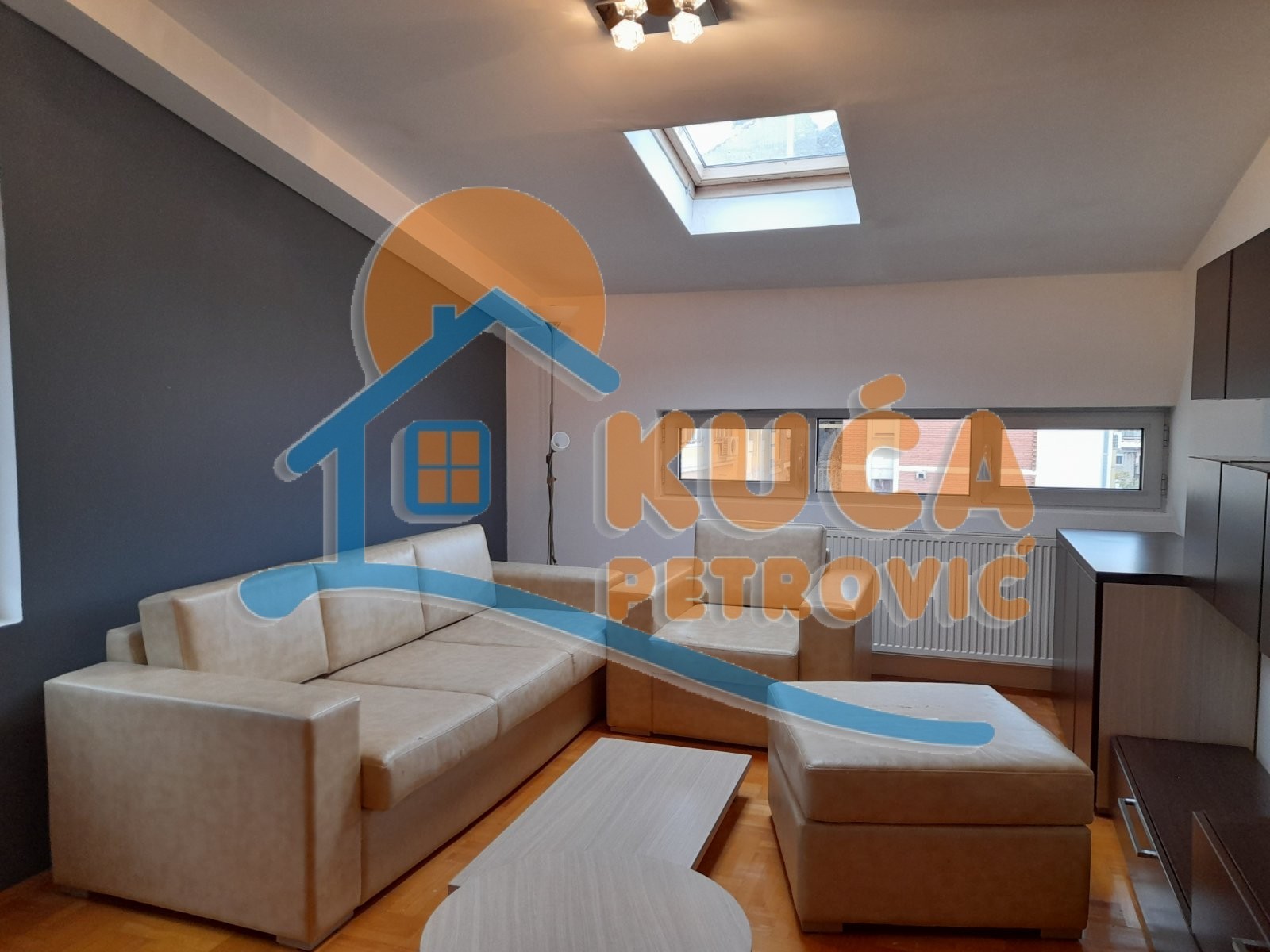 Jednosoban stan, 44 m2, Medijana, Trg kralja Aleksandra Ujedinitelja ID: i-012399 1