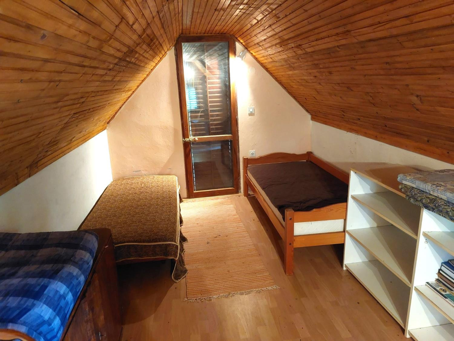 Kuca,ČORTANOVCI,ČORTANOVCI,kv: 1639, € 57000, ID: 3002140 9