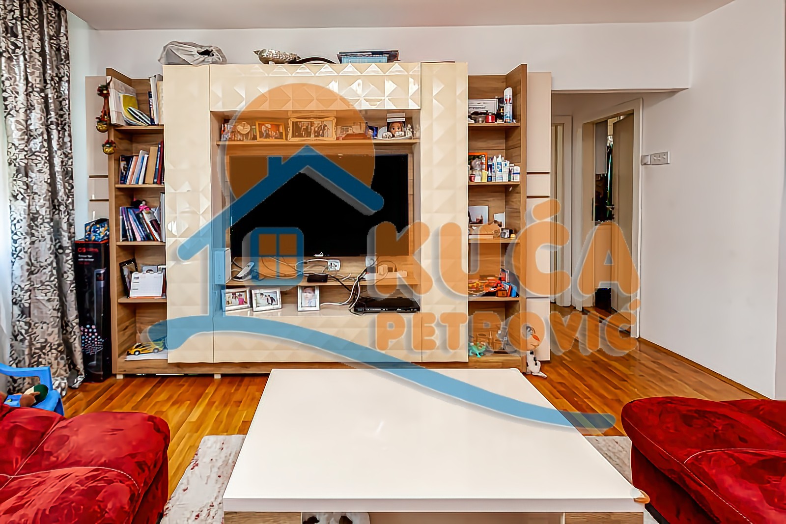 Trosoban stan, 83 m2, Centar, Generala Milojka Lešjanina ID: p-014048 10