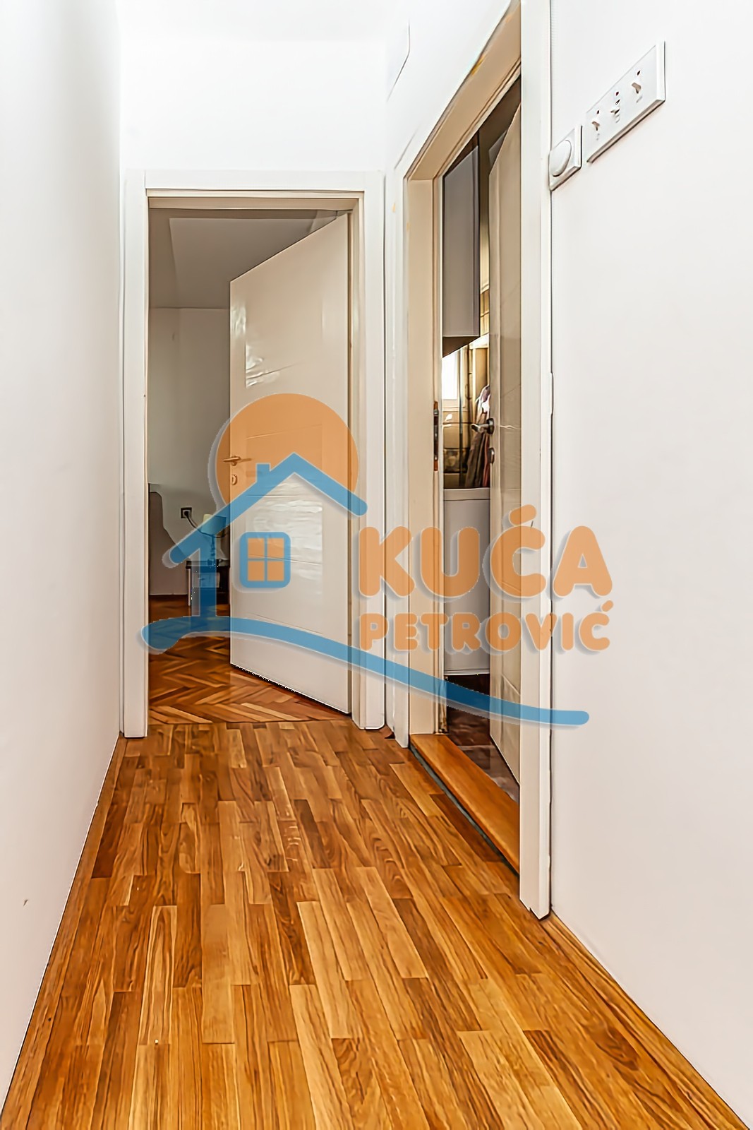 Trosoban stan, 83 m2, Centar, Generala Milojka Lešjanina ID: p-014048 13