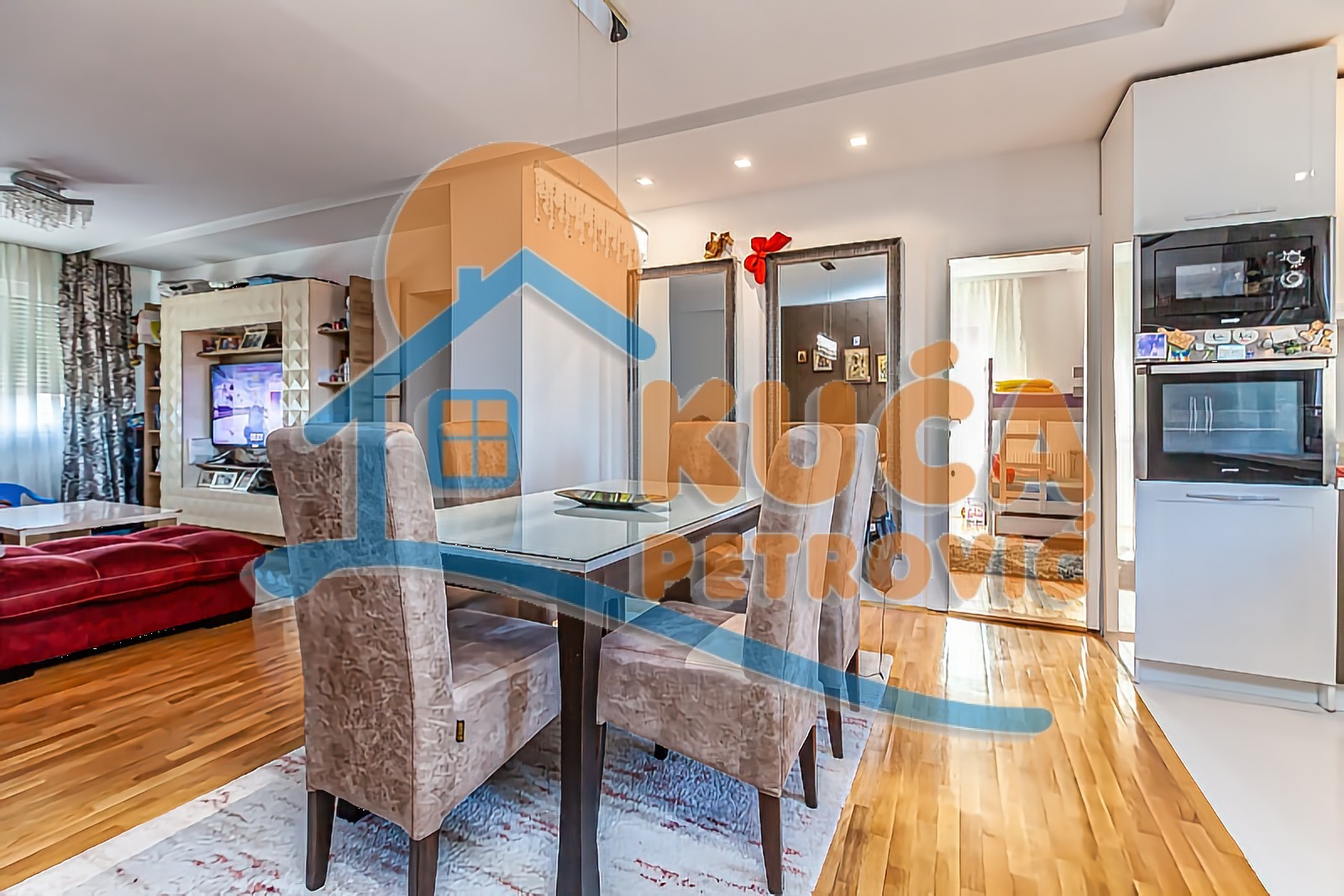 Trosoban stan, 83 m2, Centar, Generala Milojka Lešjanina ID: p-014048 6