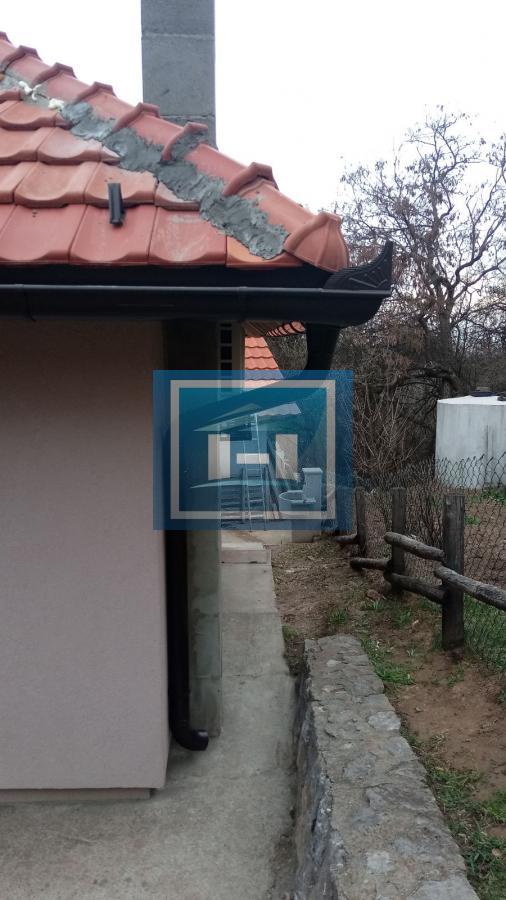 Vikendica u srcu prirode – idealan kutak za beg od svakodnevice! 8