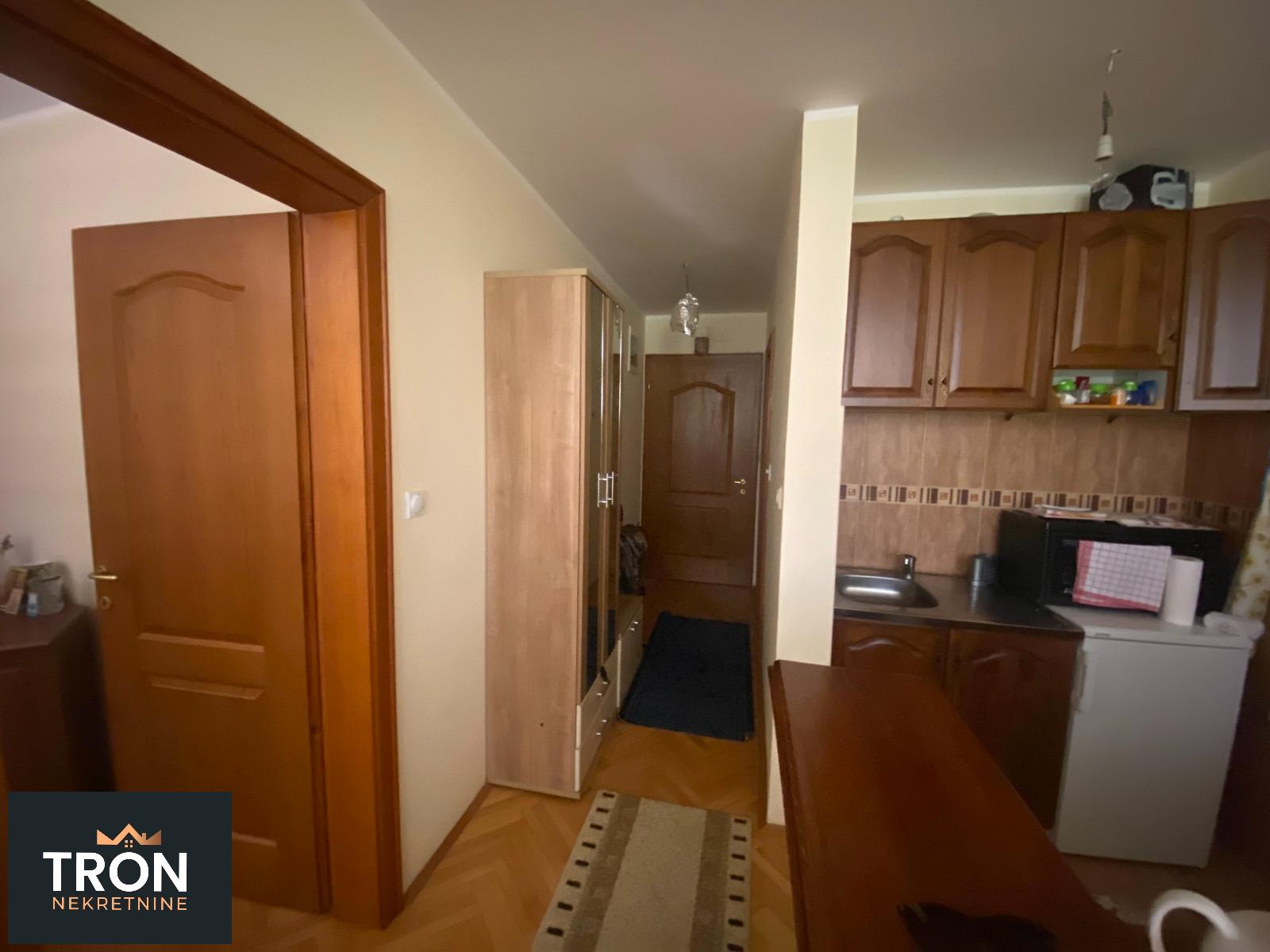 Jednosoban stan kod Snežnika 38m2 2