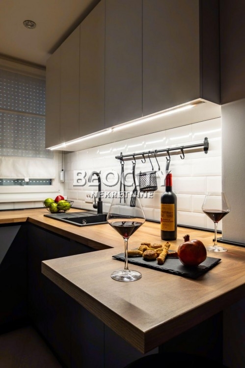 Dvosoban stan, 56 m2, Rotkvarija, Bulevar kralja Petra I ID: 118748 8