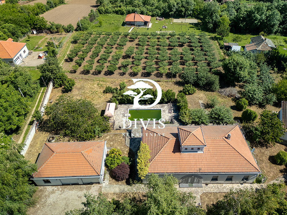 Sopot Mala Ivanča  kuća sa bazenom  200m2 plac 47a 2