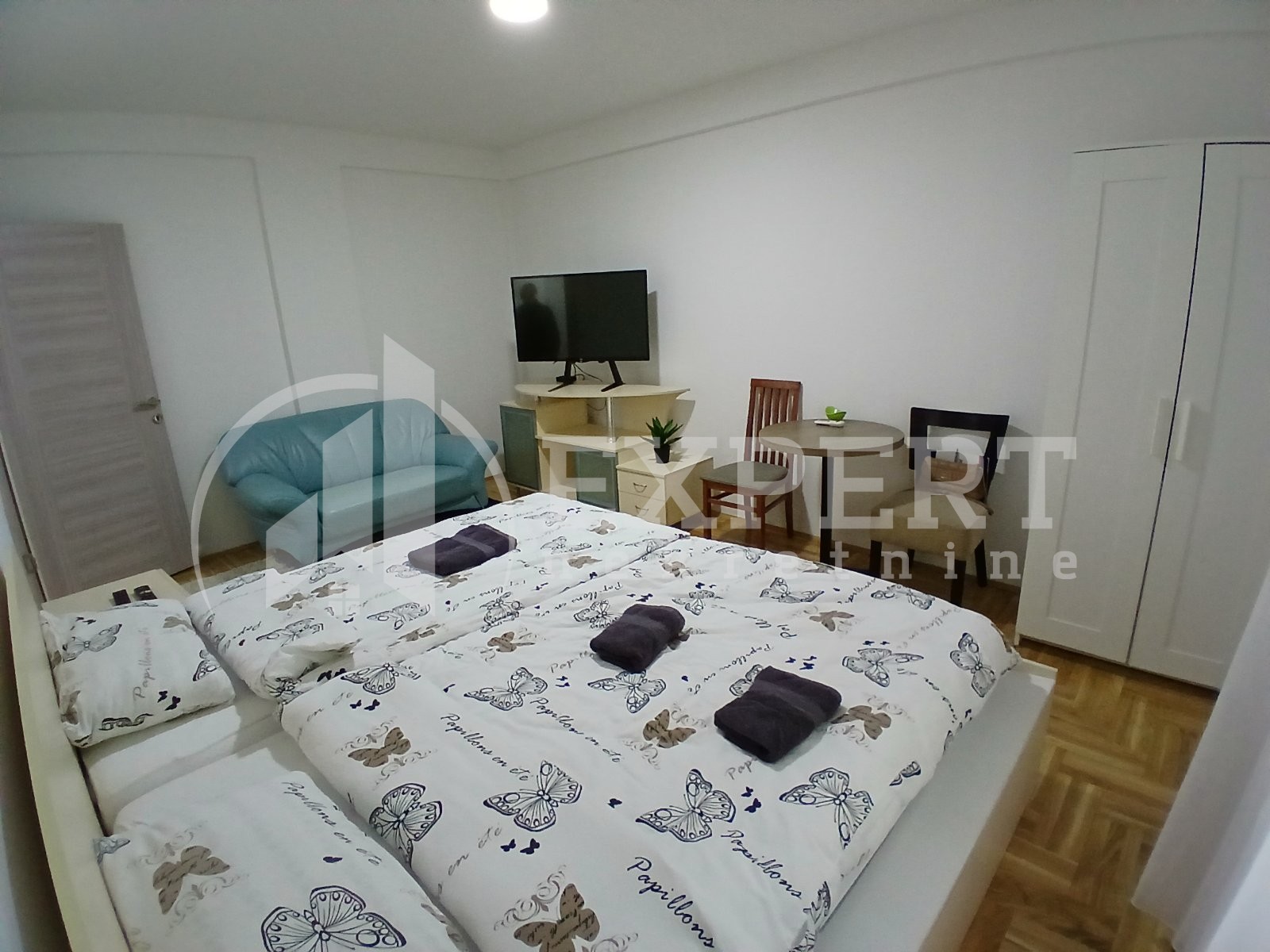 Trosoban stan, 95 m2, Centar, Milentijeva ID: i-014064 10