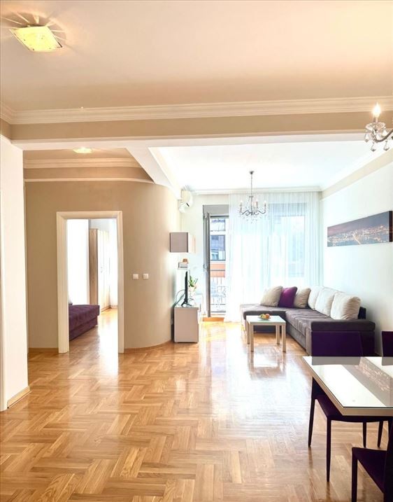 Trosoban stan za izdavanje  Crveni Krst Vračar 1