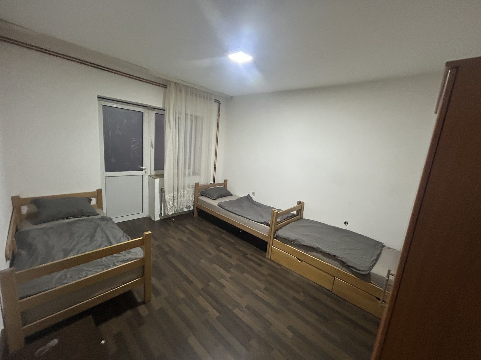 Izdajem smestaj za radnike Dobanovci Surcin 2