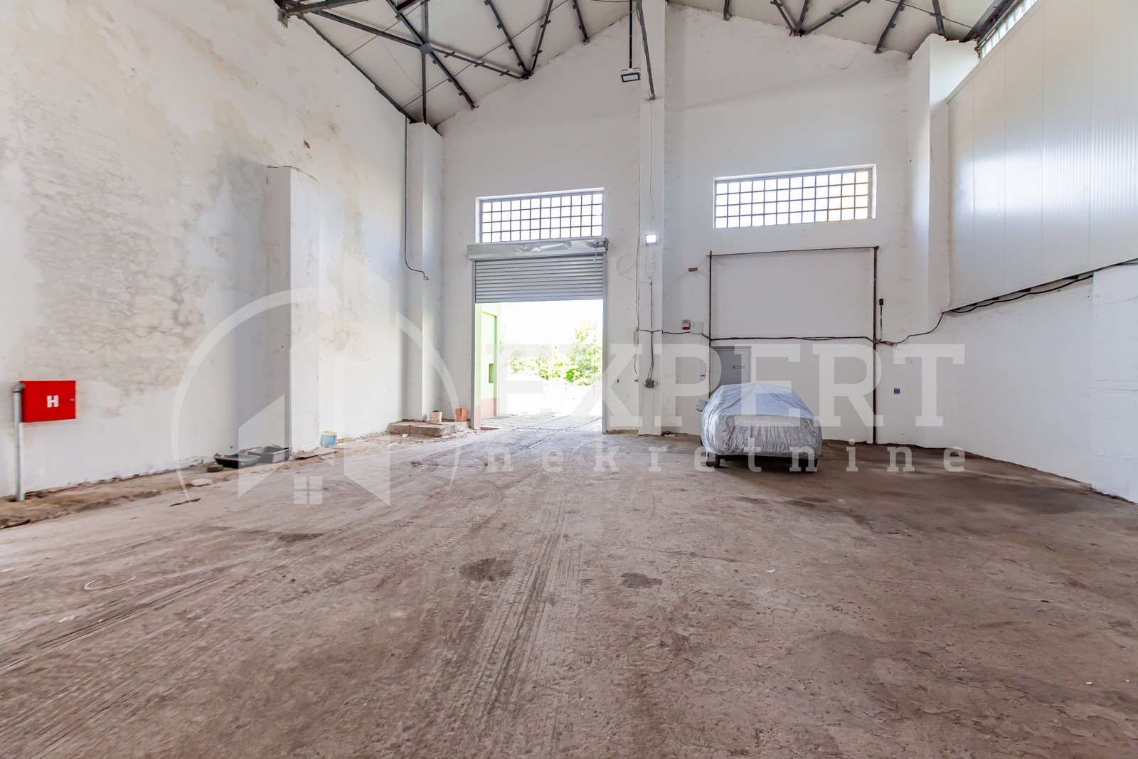 Lokal, 1.155 m2, Kičevo, Šumadijska ID: p-014066 3