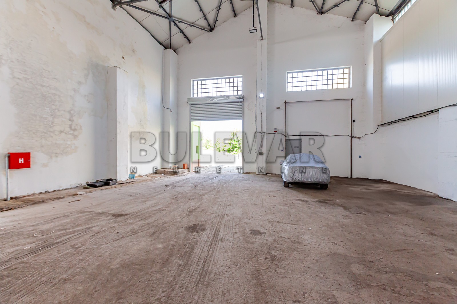 Lokal, 1.155 m2, Kičevo, Šumadijska ID: p-014066 3