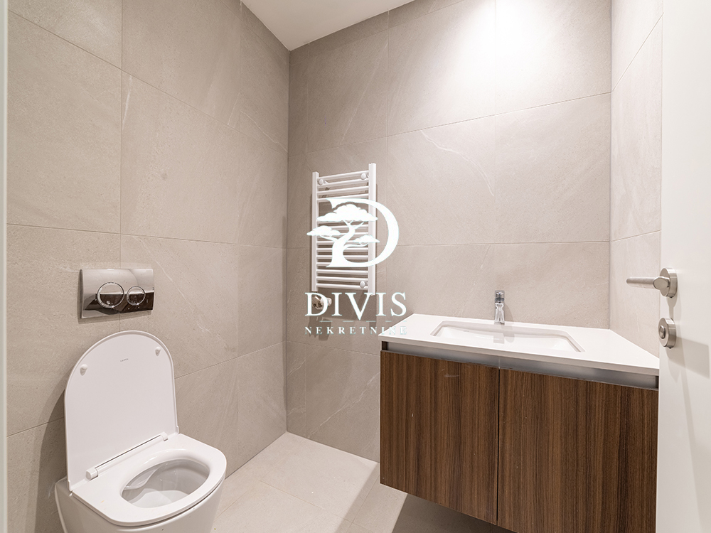 Penthaus u Beogradu na vodi  Kings Park Residences  177m2 4