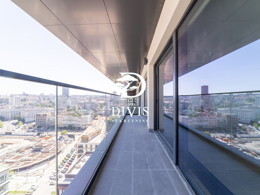 Penthaus u Beogradu na vodi  Kings Park Residences  177m2 5