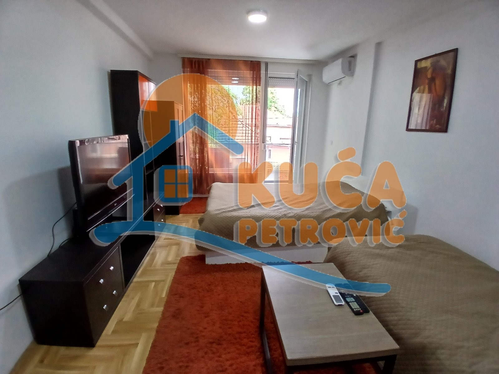 Trosoban stan, 95 m2, Centar, Milentijeva ID: i-014064 2