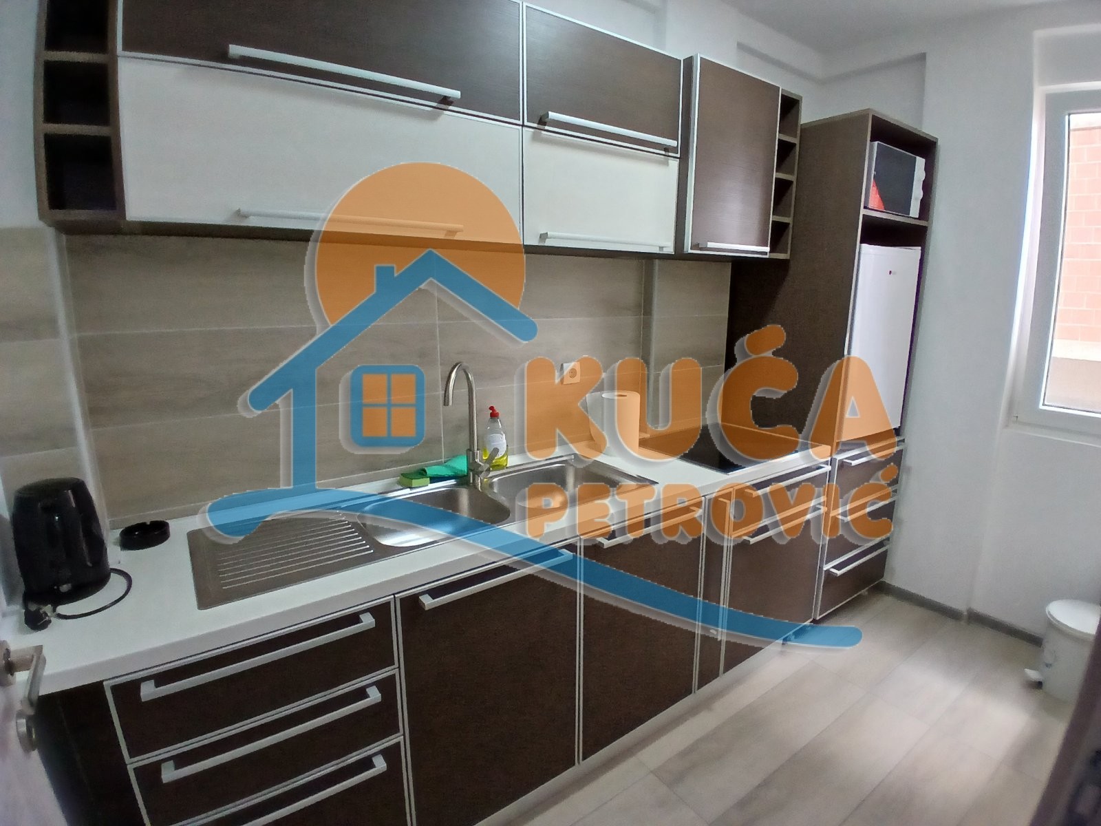 Trosoban stan, 95 m2, Centar, Milentijeva ID: i-014064 6