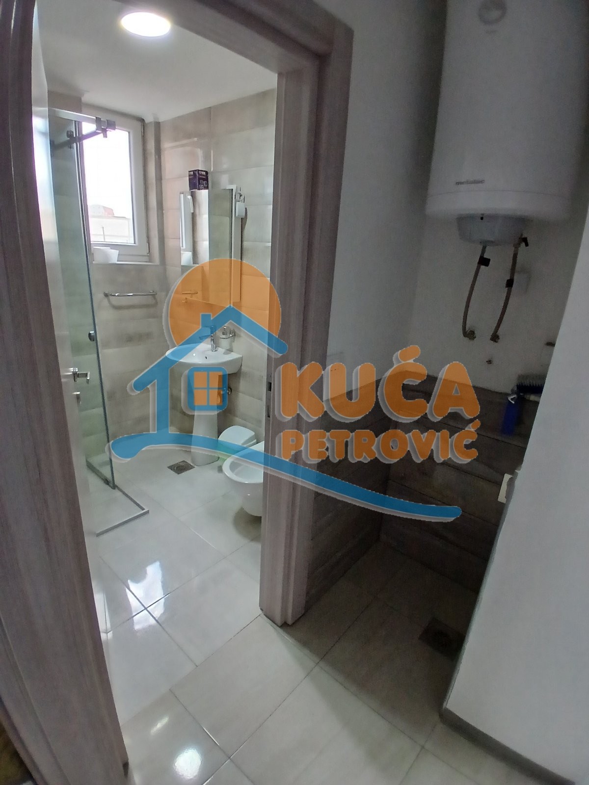 Trosoban stan, 95 m2, Centar, Milentijeva ID: i-014064 7