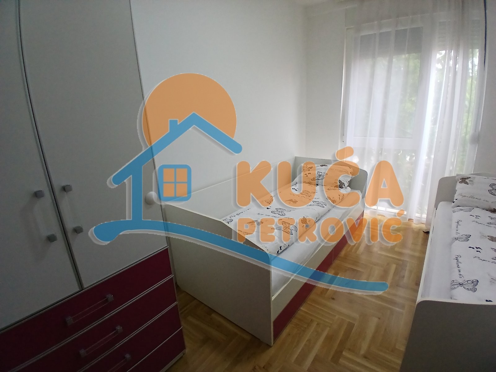 Trosoban stan, 95 m2, Centar, Milentijeva ID: i-014064 16