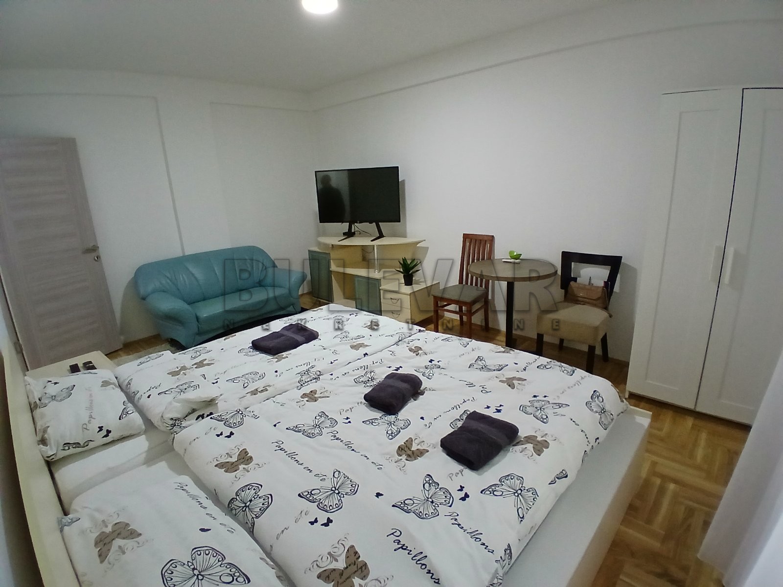 Trosoban stan, 95 m2, Centar, Milentijeva ID: i-014064 10