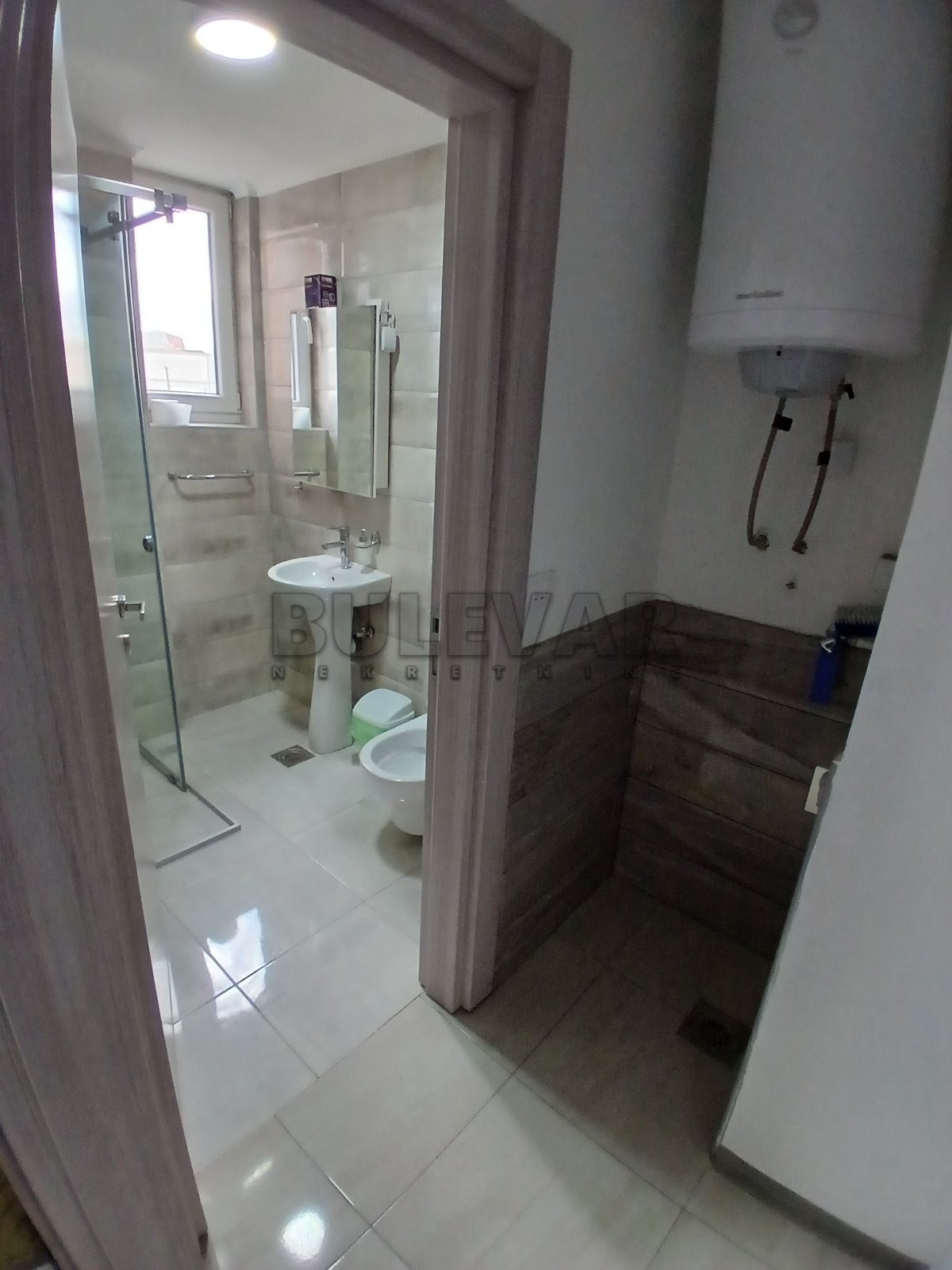 Trosoban stan, 95 m2, Centar, Milentijeva ID: i-014064 7