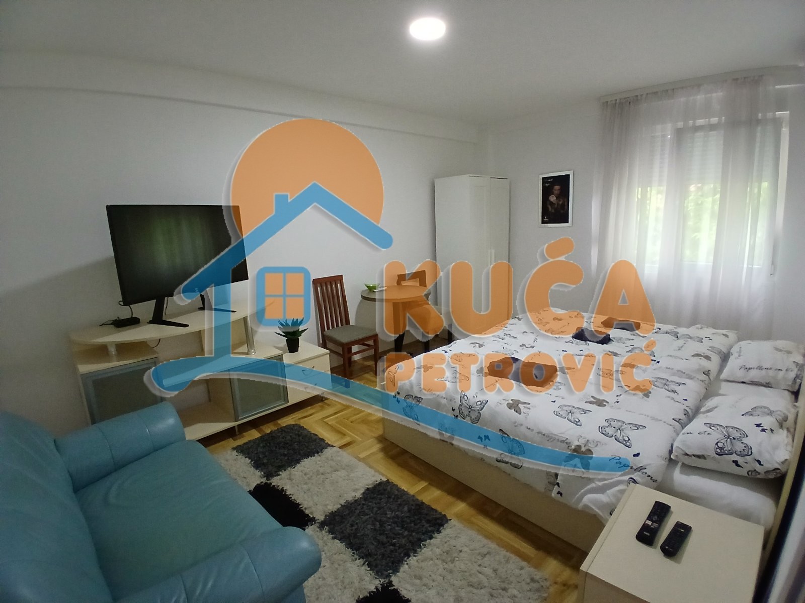 Trosoban stan, 95 m2, Centar, Milentijeva ID: i-014064 9