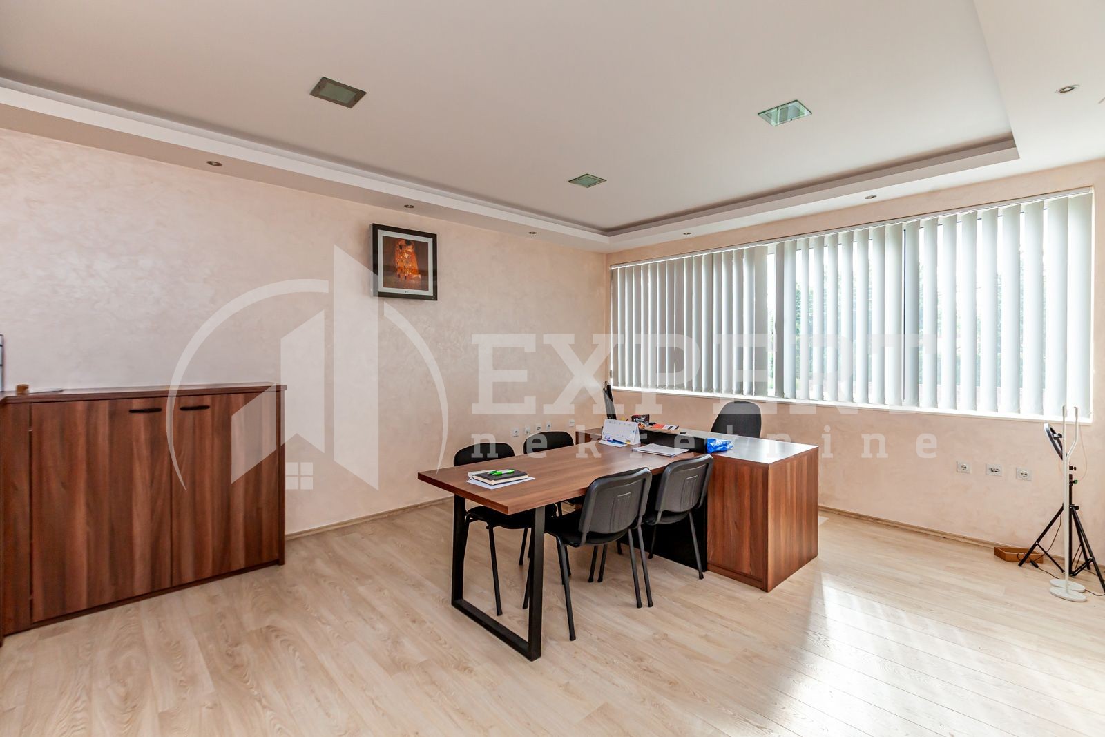 Lokal, 650 m2, Crveni krst, Pribojska ID: i-014073 11