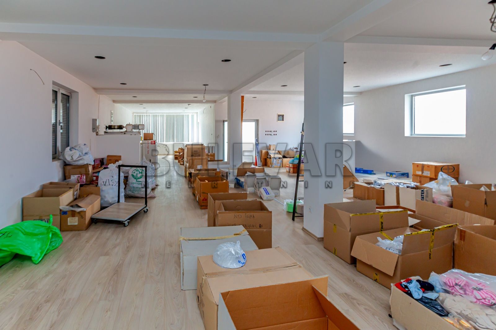 Lokal, 650 m2, Crveni krst, Pribojska ID: i-014073 15