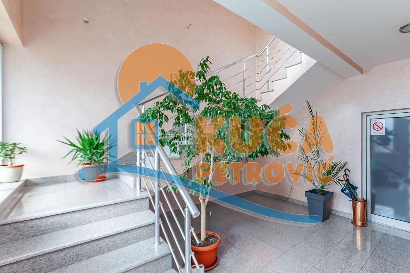 Lokal, 650 m2, Crveni krst, Pribojska ID: i-014073 10